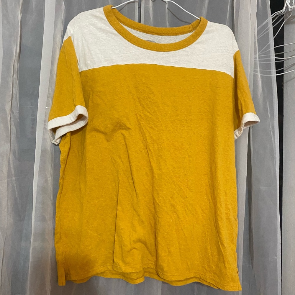 Old navy boyfriend T-shirt